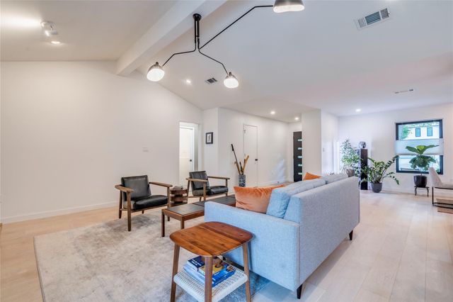 4212 Far West BLVD, Austin, TX 78731