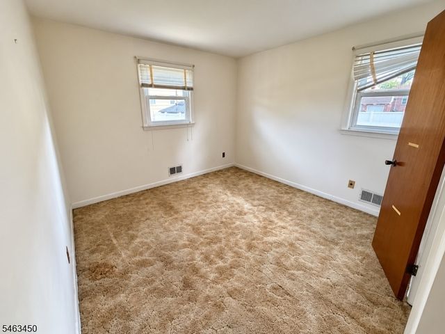 1406 Bower St, Linden City, NJ 07036