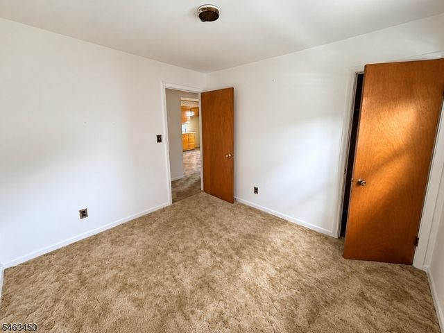 1406 Bower St, Linden City, NJ 07036