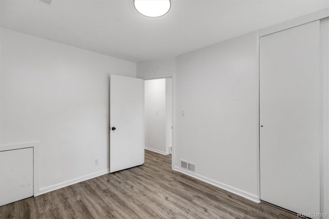 2147 E Almont Street, Ferndale, MI 48220
