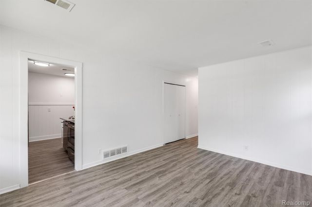 2147 E Almont Street, Ferndale, MI 48220