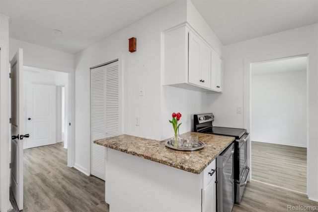 2147 E Almont Street, Ferndale, MI 48220