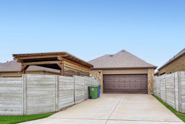 716 10th Street, Argyle, TX 76226