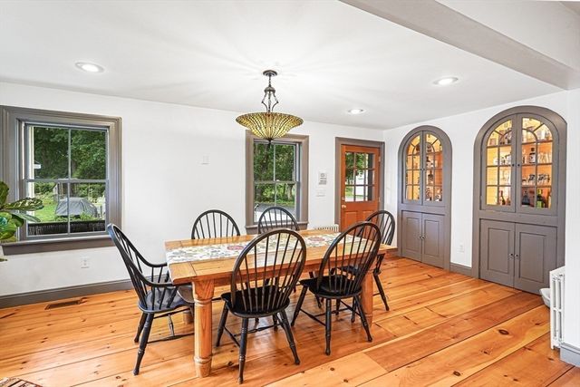 15 Common St., Petersham, MA 01366