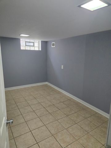 2106 S 22nd Avenue, Broadview, IL 60155