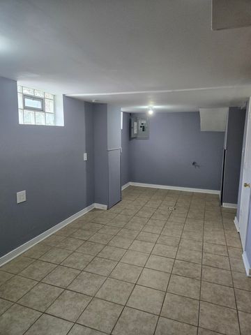 2106 S 22nd Avenue, Broadview, IL 60155