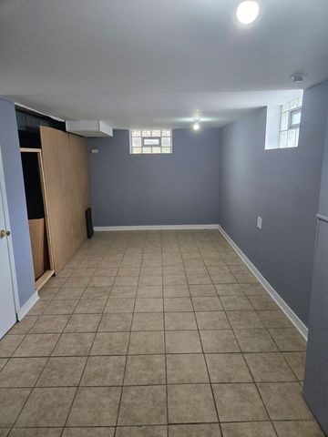 2106 S 22nd Avenue, Broadview, IL 60155