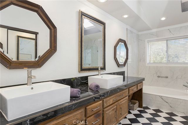 25242 Bentwood, Laguna Niguel, CA 92677