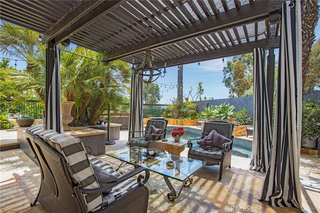 25242 Bentwood, Laguna Niguel, CA 92677