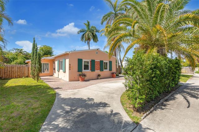 906 NE 5th St, Hallandale Beach, FL 33009