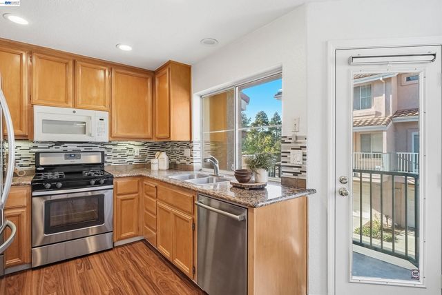 6139 Capriana Cmn, Fremont, CA 94555