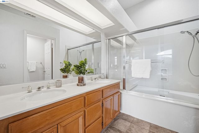6139 Capriana Cmn, Fremont, CA 94555