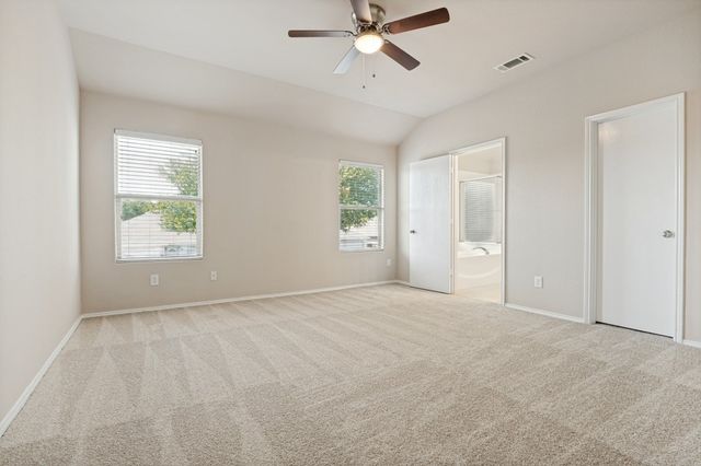 228 Great Plains Avenue, Dallas, TX 75241