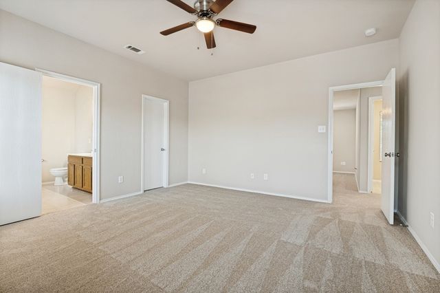 228 Great Plains Avenue, Dallas, TX 75241