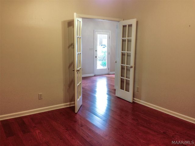 8200 Harrogate Hill, Montgomery, AL 36117