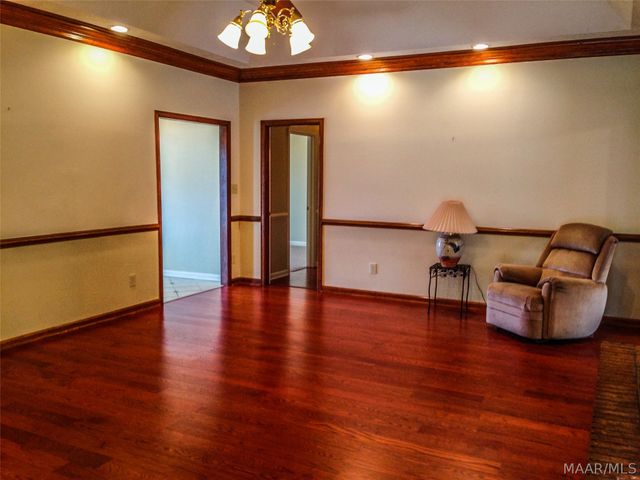 8200 Harrogate Hill, Montgomery, AL 36117
