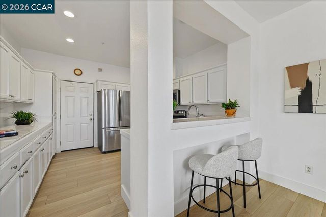 7323 Croy Ln, Dublin, CA 94568