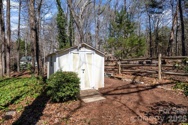 13702 Chambray Lane, Charlotte, NC 28278