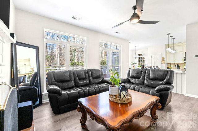 13702 Chambray Lane, Charlotte, NC 28278