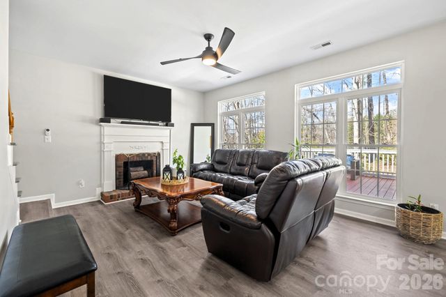 13702 Chambray Lane, Charlotte, NC 28278