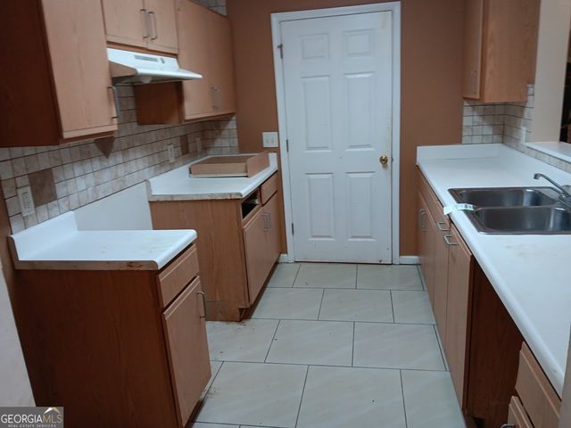 3229 Fairington Drive, Lithonia, GA 30038