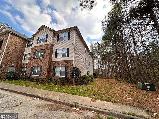 3229 Fairington Drive, Lithonia, GA 30038