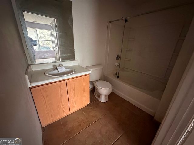 3229 Fairington Drive, Lithonia, GA 30038