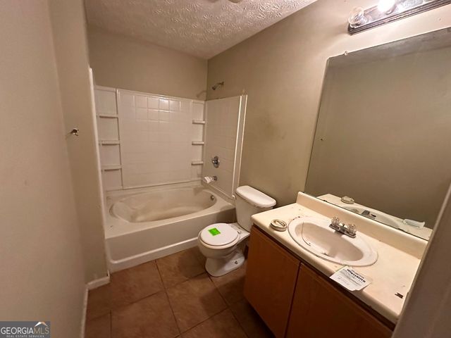 3229 Fairington Drive, Lithonia, GA 30038
