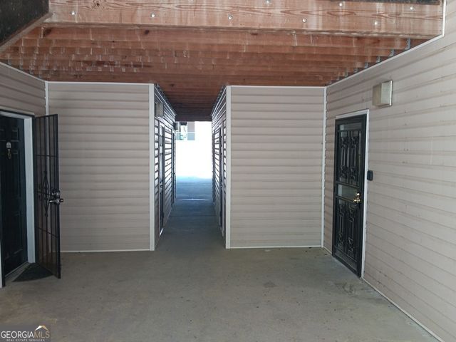 3229 Fairington Drive, Lithonia, GA 30038
