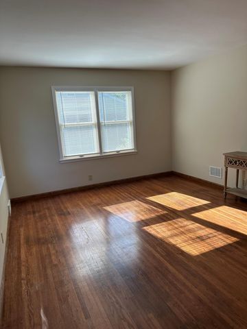 3024 Aquila Avenue S, Saint Louis Park, MN 55426