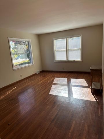 3024 Aquila Avenue S, Saint Louis Park, MN 55426