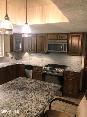 5410 NASTASE Place, El Paso, TX 79932