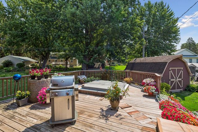 8131 6th Street NE, Spring Lake Park, MN 55432