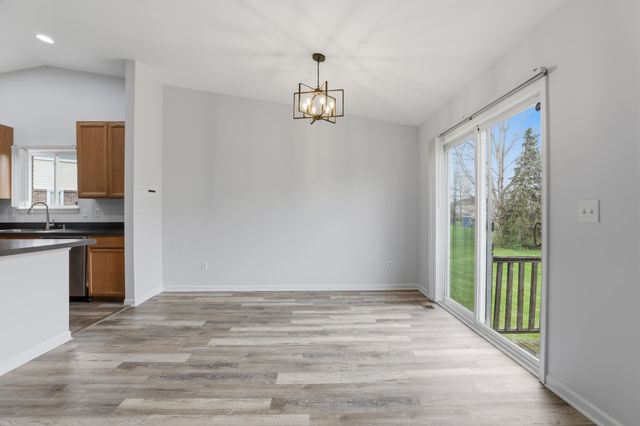 42122 Richmond Drive, Van Buren Twp, MI 48111