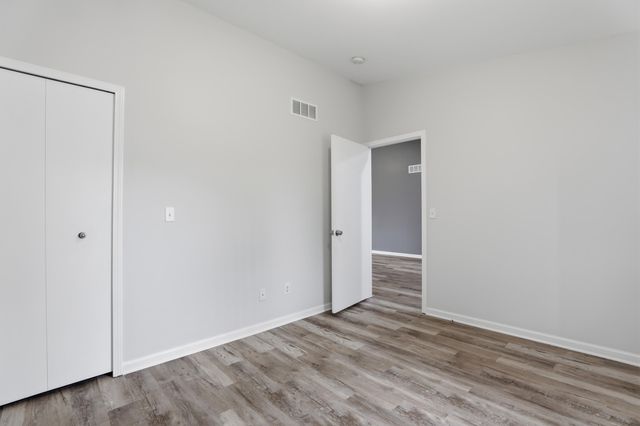 42122 Richmond Drive, Van Buren Twp, MI 48111