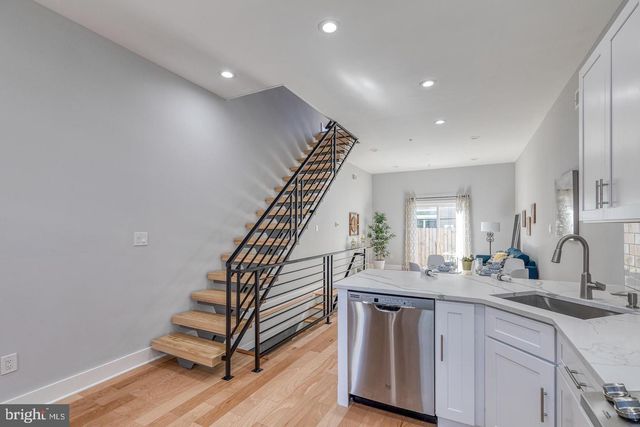 2636 LATONA ST, Philadelphia, PA 19146