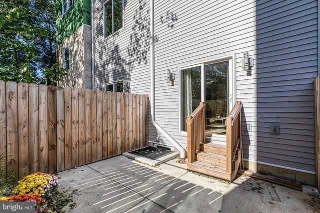 2636 LATONA ST, Philadelphia, PA 19146