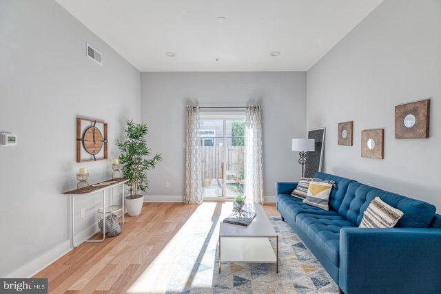 2636 LATONA ST, Philadelphia, PA 19146