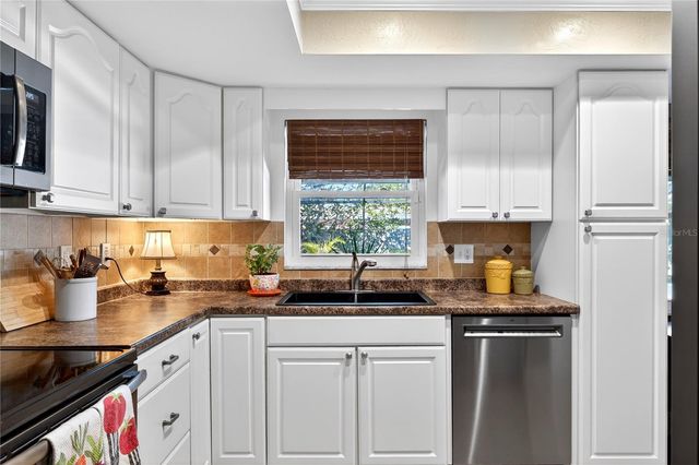 13961 86TH AVENUE, Seminole, FL 33776