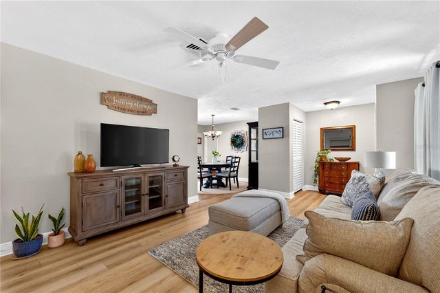 13961 86TH AVENUE, Seminole, FL 33776