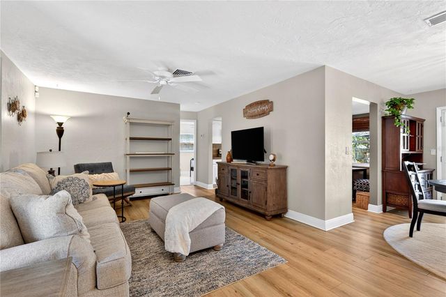 13961 86TH AVENUE, Seminole, FL 33776