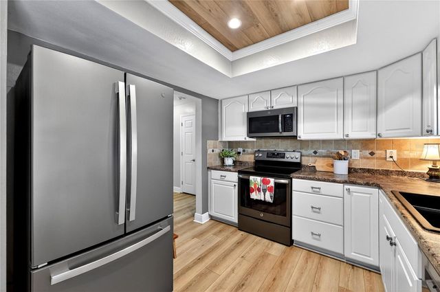 13961 86TH AVENUE, Seminole, FL 33776