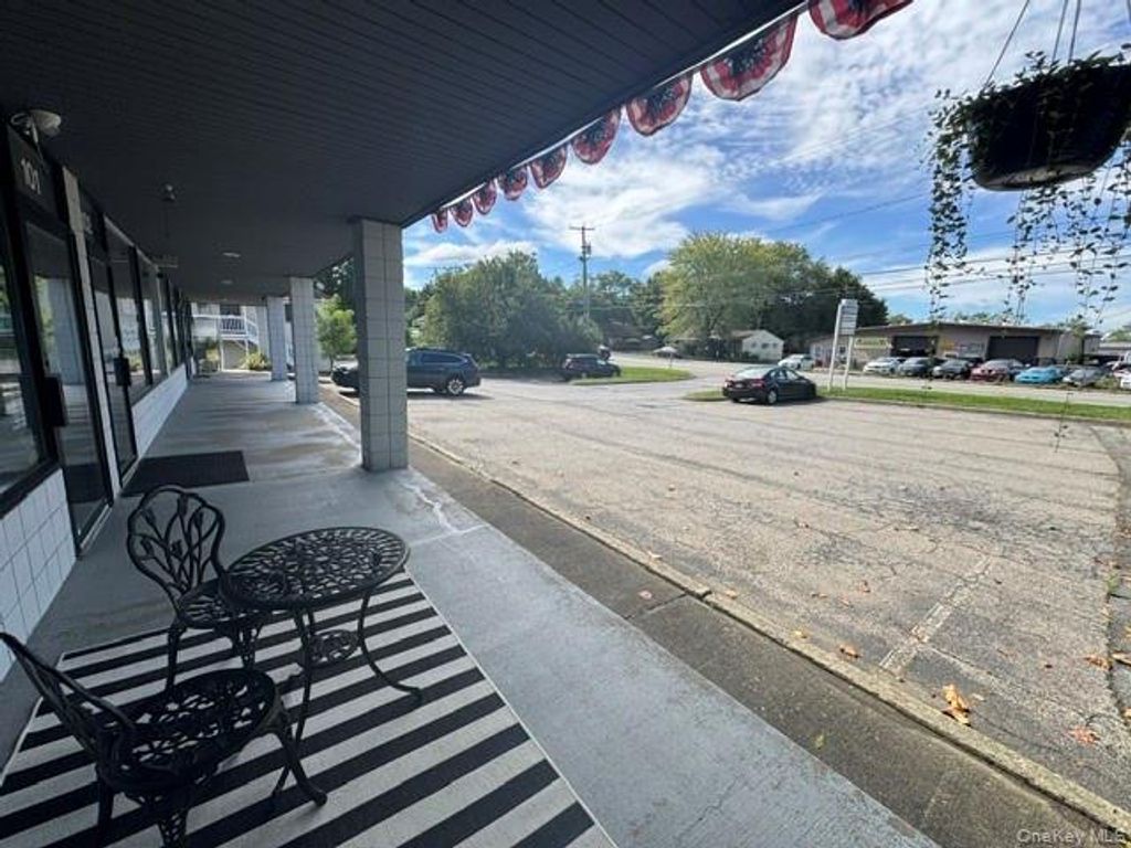 2424 State Route 32 103, New Windsor, NY 12553 — photo 2