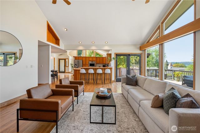 26716 NE Cherry Street, Duvall, WA 98019