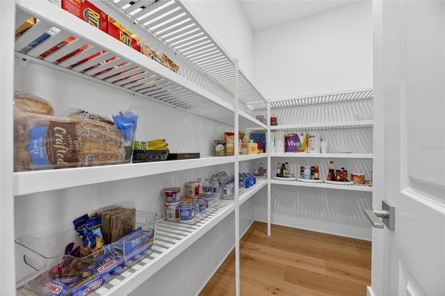 2508 WATERFRONT CIRCLE, Sarasota, FL 34240