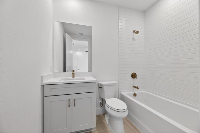 2508 WATERFRONT CIRCLE, Sarasota, FL 34240