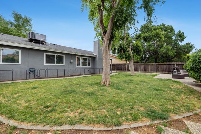 4091 N Katy Avenue, Fresno, CA 93722