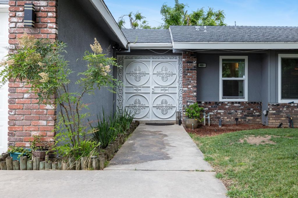 Image 4 of property listing at 4091 N Katy Avenue, Fresno, CA 93722