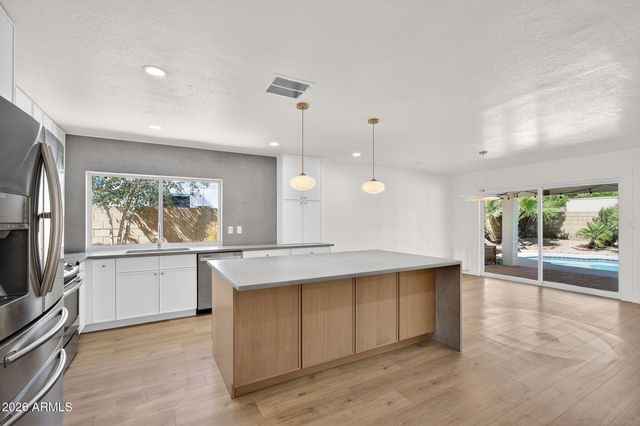 5330 E TIERRA BUENA Lane, Scottsdale, AZ 85254