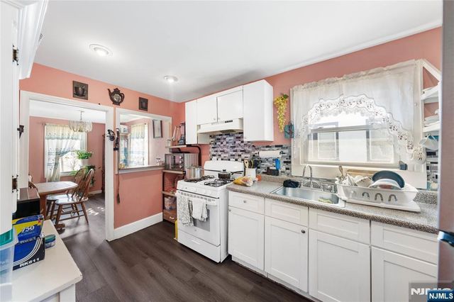 1460 Clinton Avenue, Irvington, NJ 07111